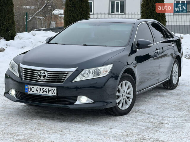 Сірий Тойота Камрі, об'ємом двигуна 2.5 л та пробігом 127 тис. км за 15900 $, фото 1 на Automoto.ua