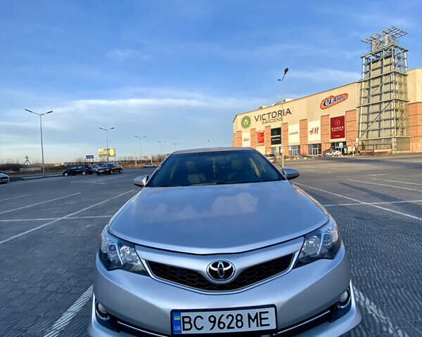 Сірий Тойота Камрі, об'ємом двигуна 2.5 л та пробігом 160 тис. км за 14000 $, фото 1 на Automoto.ua