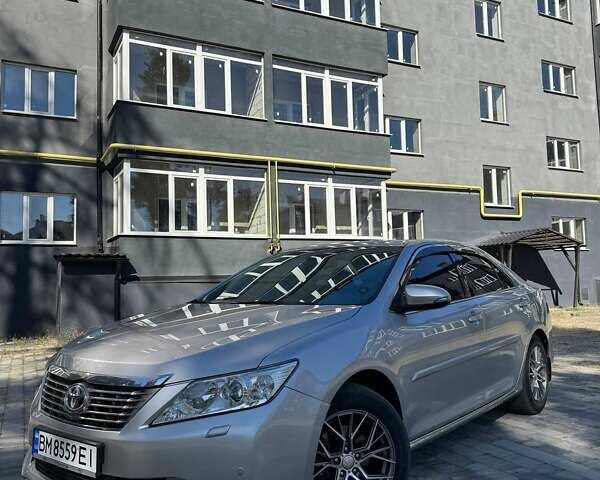 Серый Тойота Камри, объемом двигателя 2.49 л и пробегом 233 тыс. км за 14800 $, фото 1 на Automoto.ua
