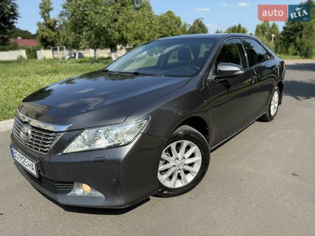 Сірий Тойота Камрі, об'ємом двигуна 2.49 л та пробігом 284 тис. км за 12500 $, фото 1 на Automoto.ua