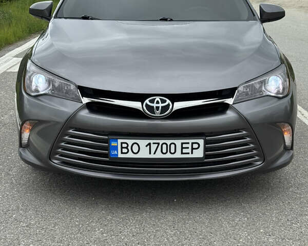 Сірий Тойота Камрі, об'ємом двигуна 2.49 л та пробігом 210 тис. км за 14950 $, фото 1 на Automoto.ua