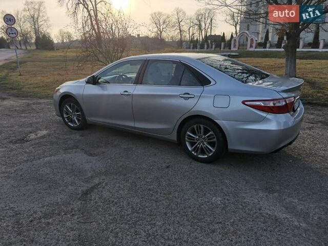 Серый Тойота Камри, объемом двигателя 2.49 л и пробегом 171 тыс. км за 14500 $, фото 1 на Automoto.ua