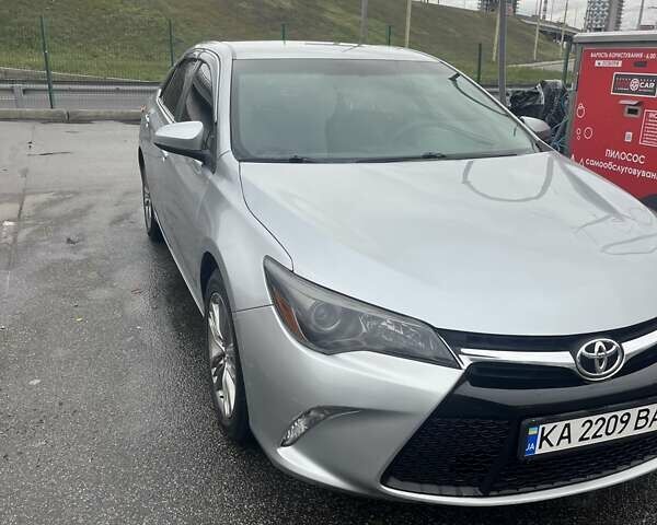 Серый Тойота Камри, объемом двигателя 2.49 л и пробегом 158 тыс. км за 12700 $, фото 1 на Automoto.ua