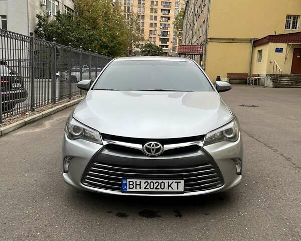 Серый Тойота Камри, объемом двигателя 2.49 л и пробегом 167 тыс. км за 13100 $, фото 1 на Automoto.ua