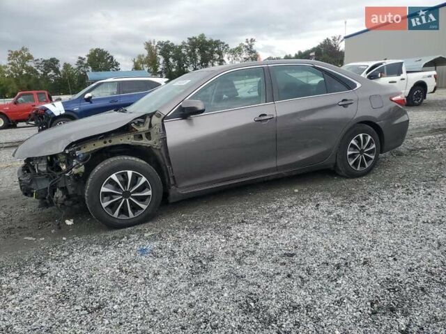 Тойота Камри 2015 в Львове на Automoto.ua Серый Тойота Камри, объемом двигателя 2.5 л и пробегом 136 тыс. км за 3000 $, фото 1 на Automoto.ua