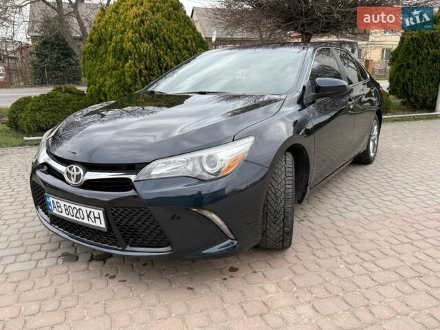 Сірий Тойота Камрі, об'ємом двигуна 2.49 л та пробігом 144 тис. км за 14699 $, фото 1 на Automoto.ua