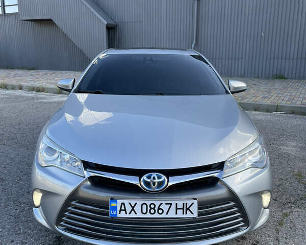 Серый Тойота Камри, объемом двигателя 2.5 л и пробегом 280 тыс. км за 15200 $, фото 1 на Automoto.ua