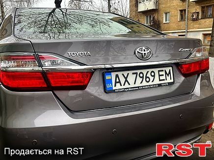Серый Тойота Камри, объемом двигателя 2.5 л и пробегом 188 тыс. км за 14000 $, фото 1 на Automoto.ua