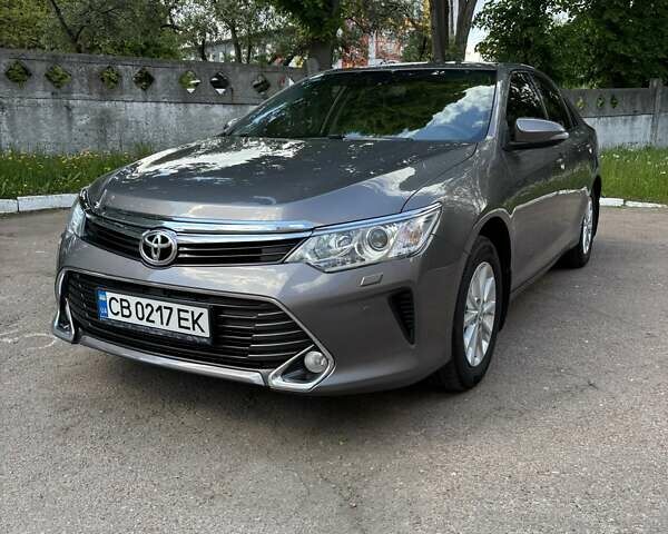 Серый Тойота Камри, объемом двигателя 2.49 л и пробегом 163 тыс. км за 17000 $, фото 1 на Automoto.ua