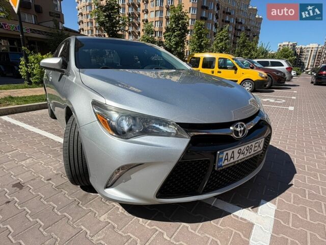 Серый Тойота Камри, объемом двигателя 2.49 л и пробегом 162 тыс. км за 14500 $, фото 1 на Automoto.ua