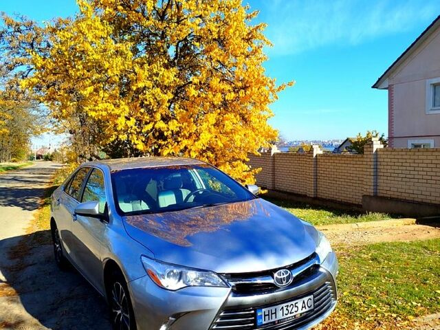 Сірий Тойота Камрі, об'ємом двигуна 2.5 л та пробігом 84 тис. км за 15500 $, фото 1 на Automoto.ua