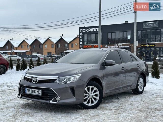 Серый Тойота Камри, объемом двигателя 2.49 л и пробегом 85 тыс. км за 17900 $, фото 1 на Automoto.ua