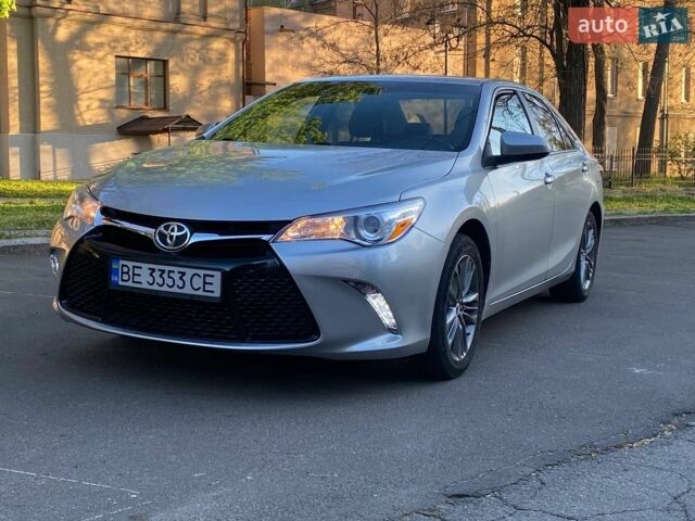 Сірий Тойота Камрі, об'ємом двигуна 2.5 л та пробігом 208 тис. км за 14500 $, фото 1 на Automoto.ua