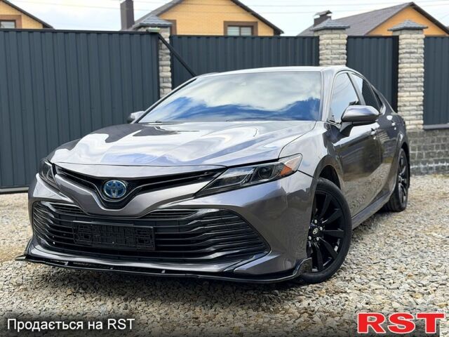 Серый Тойота Камри, объемом двигателя 2.5 л и пробегом 96 тыс. км за 23000 $, фото 1 на Automoto.ua