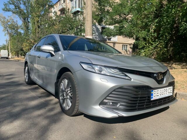 Сірий Тойота Камрі, об'ємом двигуна 2.5 л та пробігом 60 тис. км за 30000 $, фото 1 на Automoto.ua
