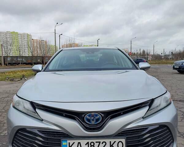 Серый Тойота Камри, объемом двигателя 2.5 л и пробегом 41 тыс. км за 28000 $, фото 1 на Automoto.ua