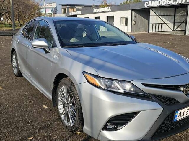 Сірий Тойота Камрі, об'ємом двигуна 2.49 л та пробігом 49 тис. км за 26100 $, фото 1 на Automoto.ua