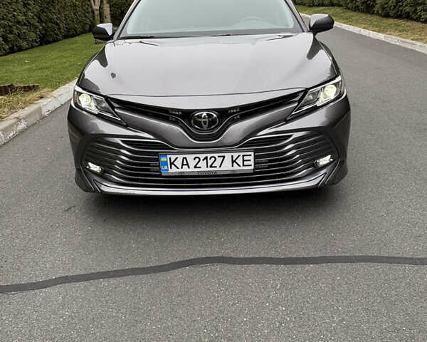 Сірий Тойота Камрі, об'ємом двигуна 2.49 л та пробігом 74 тис. км за 23200 $, фото 1 на Automoto.ua