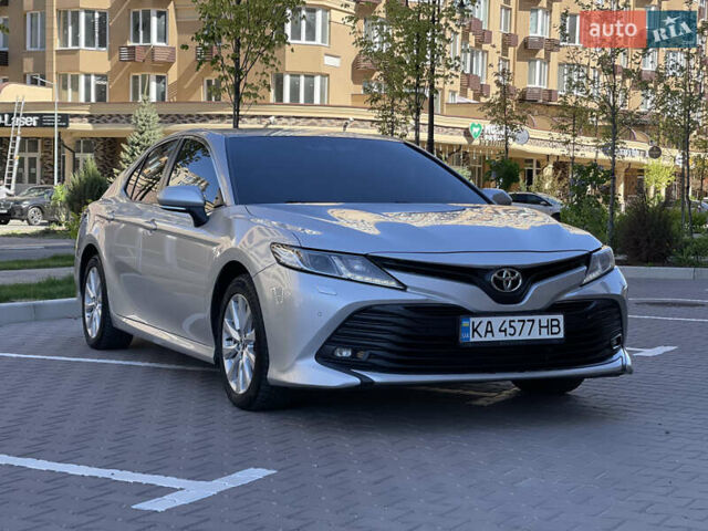 Сірий Тойота Камрі, об'ємом двигуна 2.49 л та пробігом 170 тис. км за 20500 $, фото 1 на Automoto.ua