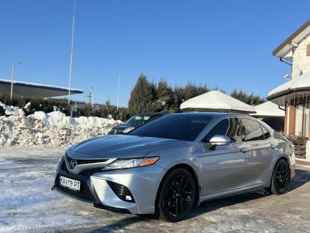 Серый Тойота Камри, объемом двигателя 2.5 л и пробегом 148 тыс. км за 19800 $, фото 1 на Automoto.ua