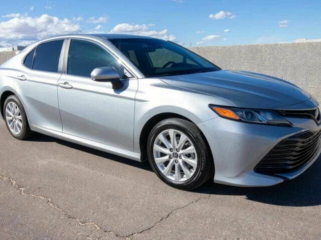 Серый Тойота Камри, объемом двигателя 2.5 л и пробегом 31 тыс. км за 12000 $, фото 1 на Automoto.ua