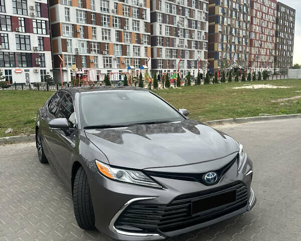 Сірий Тойота Камрі, об'ємом двигуна 2.49 л та пробігом 64 тис. км за 30800 $, фото 1 на Automoto.ua