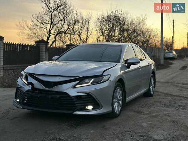 Серый Тойота Камри, объемом двигателя 2.49 л и пробегом 93 тыс. км за 18000 $, фото 1 на Automoto.ua