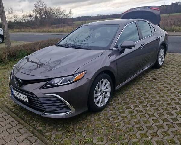 Серый Тойота Камри, объемом двигателя 2.49 л и пробегом 41 тыс. км за 23900 $, фото 1 на Automoto.ua