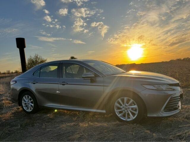 Серый Тойота Камри, объемом двигателя 2.4 л и пробегом 46 тыс. км за 31500 $, фото 1 на Automoto.ua