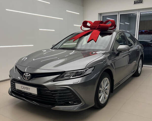 Серый Тойота Камри, объемом двигателя 2.49 л и пробегом 55 тыс. км за 29700 $, фото 1 на Automoto.ua