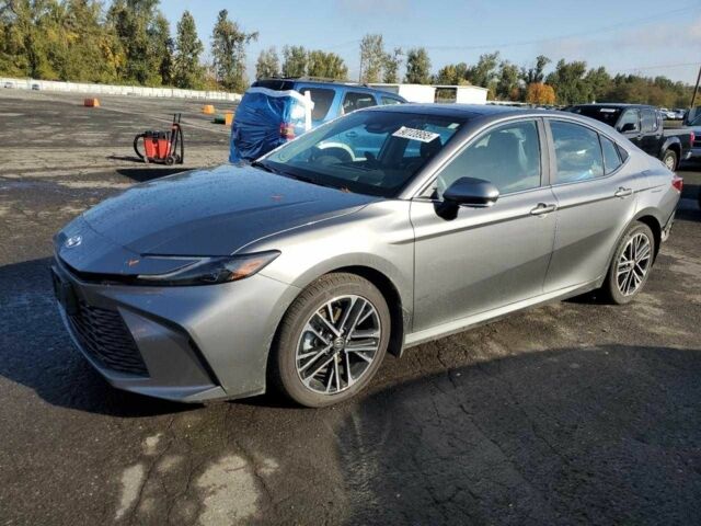 Серый Тойота Камри, объемом двигателя 2.5 л и пробегом 13 тыс. км за 12500 $, фото 1 на Automoto.ua