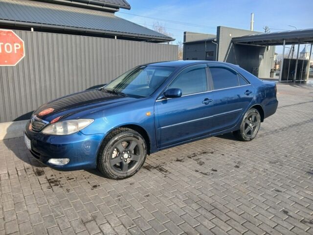 Синий Тойота Камри, объемом двигателя 3 л и пробегом 350 тыс. км за 5000 $, фото 1 на Automoto.ua