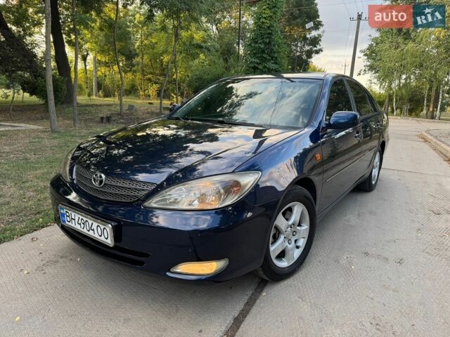 Синій Тойота Камрі, об'ємом двигуна 3 л та пробігом 330 тис. км за 5400 $, фото 1 на Automoto.ua
