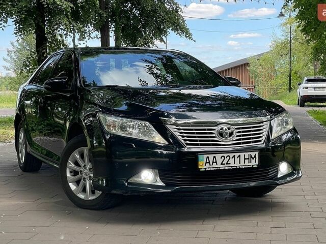 Синій Тойота Камрі, об'ємом двигуна 2.5 л та пробігом 262 тис. км за 12900 $, фото 1 на Automoto.ua