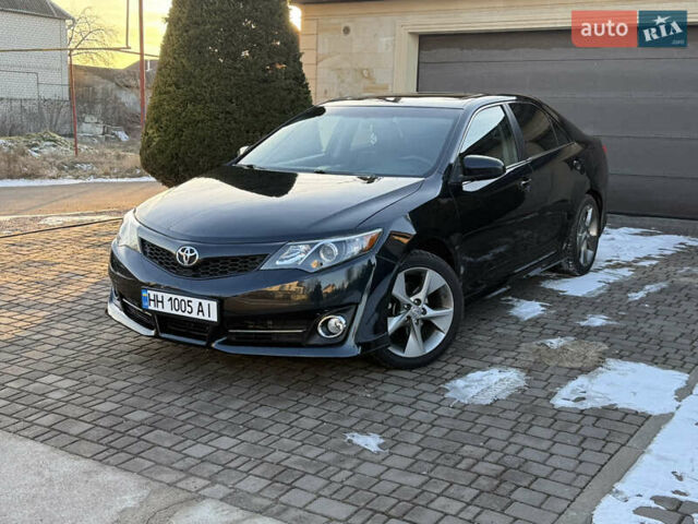 Синий Тойота Камри, объемом двигателя 3.5 л и пробегом 234 тыс. км за 11500 $, фото 1 на Automoto.ua