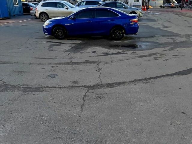 Синій Тойота Камрі, об'ємом двигуна 3.5 л та пробігом 227 тис. км за 13000 $, фото 1 на Automoto.ua