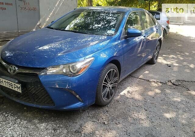 Синий Тойота Камри, объемом двигателя 2.5 л и пробегом 78 тыс. км за 14000 $, фото 1 на Automoto.ua