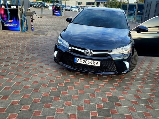 Синій Тойота Камрі, об'ємом двигуна 2.5 л та пробігом 200 тис. км за 11500 $, фото 1 на Automoto.ua