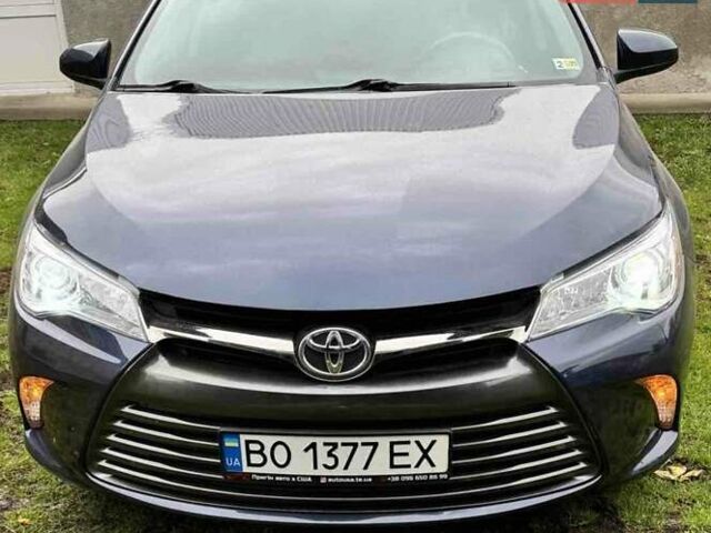 Синий Тойота Камри, объемом двигателя 2.49 л и пробегом 143 тыс. км за 14000 $, фото 1 на Automoto.ua