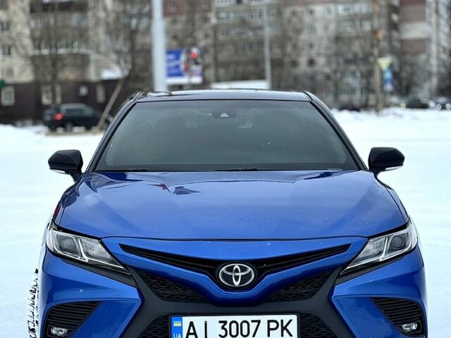 Синий Тойота Камри, объемом двигателя 2.5 л и пробегом 15500 тыс. км за 19999 $, фото 1 на Automoto.ua