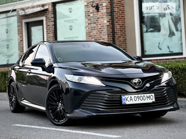 Синий Тойота Камри, объемом двигателя 2.49 л и пробегом 170 тыс. км за 22900 $, фото 1 на Automoto.ua