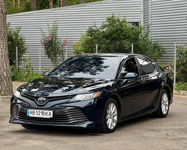 Синий Тойота Камри, объемом двигателя 2.49 л и пробегом 150 тыс. км за 18500 $, фото 1 на Automoto.ua