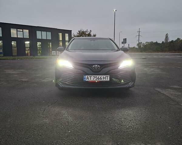 Синий Тойота Камри, объемом двигателя 2.49 л и пробегом 182 тыс. км за 21500 $, фото 1 на Automoto.ua