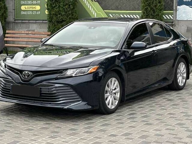 Синий Тойота Камри, объемом двигателя 2.5 л и пробегом 55 тыс. км за 17600 $, фото 1 на Automoto.ua