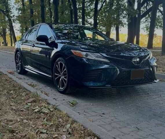 Синій Тойота Камрі, об'ємом двигуна 2.5 л та пробігом 118 тис. км за 17700 $, фото 1 на Automoto.ua