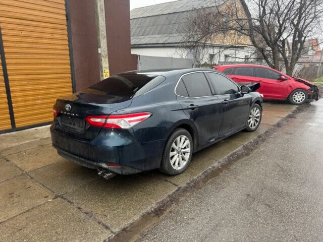 Синий Тойота Камри, объемом двигателя 2.5 л и пробегом 105 тыс. км за 9800 $, фото 1 на Automoto.ua