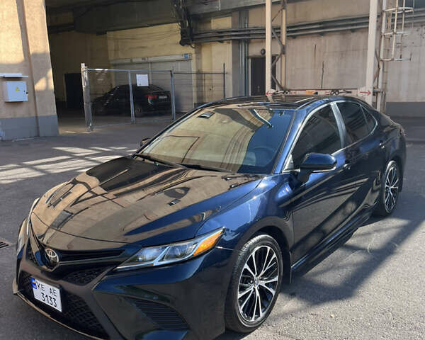 Синий Тойота Камри, объемом двигателя 2.49 л и пробегом 49 тыс. км за 23200 $, фото 1 на Automoto.ua