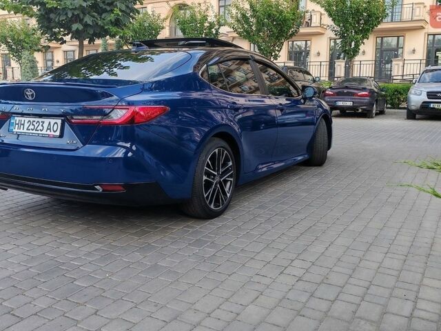Синій Тойота Камрі, об'ємом двигуна 2.49 л та пробігом 14 тис. км за 42499 $, фото 1 на Automoto.ua