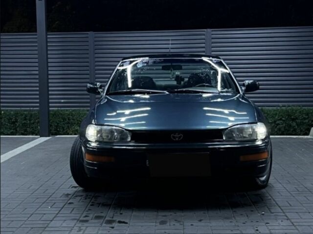 Зеленый Тойота Камри, объемом двигателя 2.1 л и пробегом 386 тыс. км за 2000 $, фото 1 на Automoto.ua