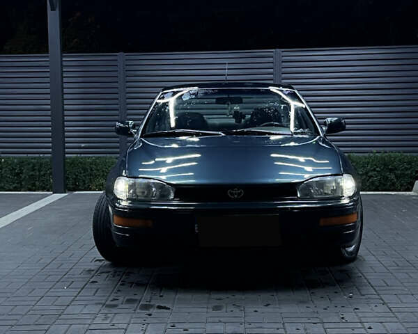 Зелений Тойота Камрі, об'ємом двигуна 2.2 л та пробігом 382 тис. км за 2500 $, фото 1 на Automoto.ua